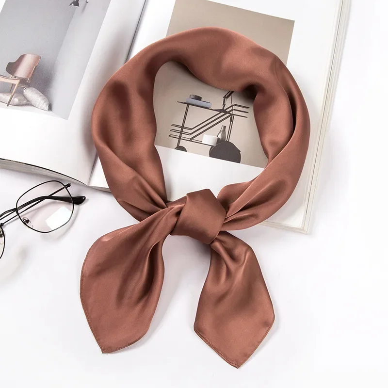 Satynowy szalik damski 70 cm,  – Scarf Silk Square recenzja i cena