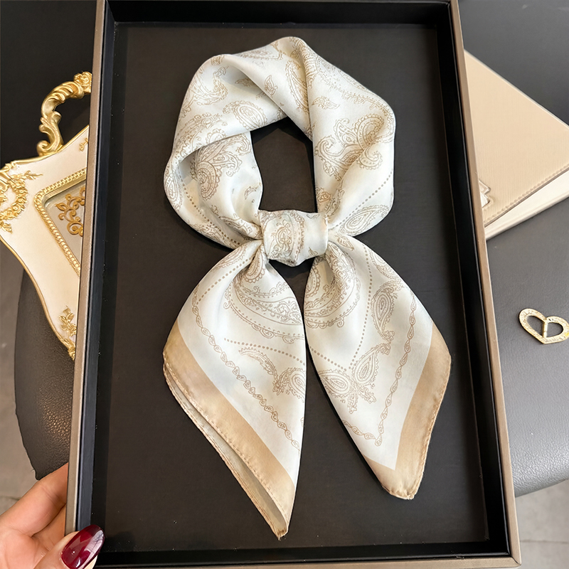 Vintage Beżowa Apaszka Kwadrat – Scarf Silk Square recenzja i cena